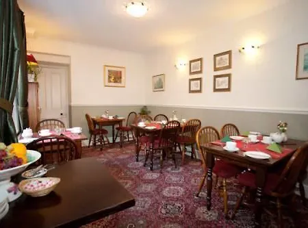 Casa de hóspedes Caledonia 4*