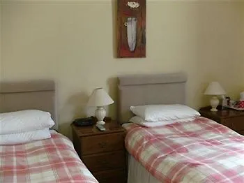 Caledonia 4*